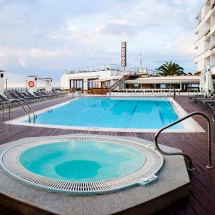 Swimming pool at Gran Hotel Reymar Tossa de Mar