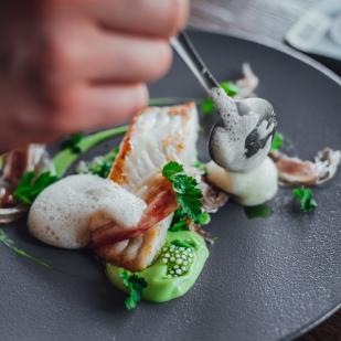 RESTAURANTS WITH MICHELIN STARS